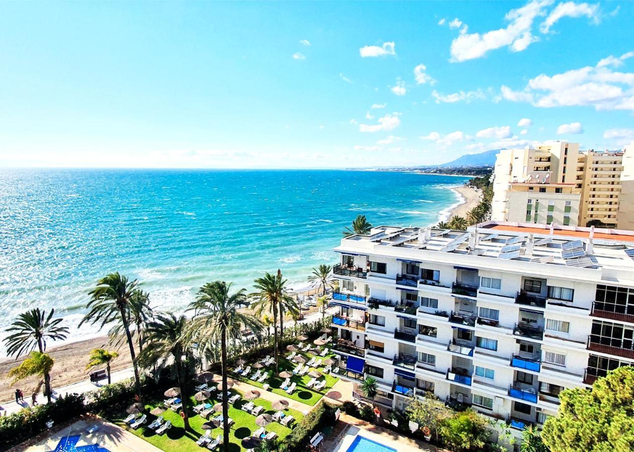 Apartemen Skol 701. One Bedroom Duplex With Exceptional Sea Views.